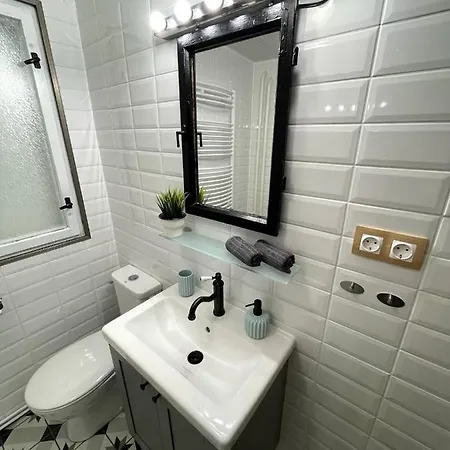 Zegzug Holiday home *
