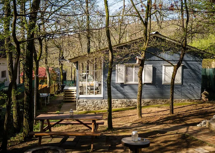 Semesterbostad Zegzug Noszvaj